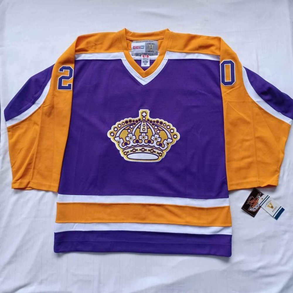 Los Angeles Kings Luc Robitaille CCM Reproduction Jersey NEW- Sz. 52
